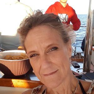 Meet your Posher, Diana